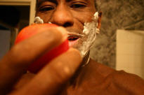 Tertius shaving